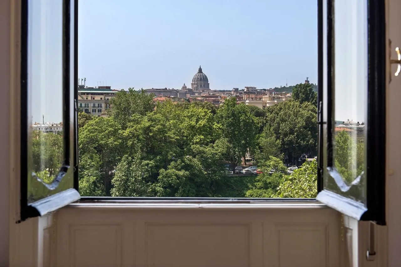 Apartment Elegant Top Floor - Unique View Of Rome'S Skyline Tibernestrome Italy