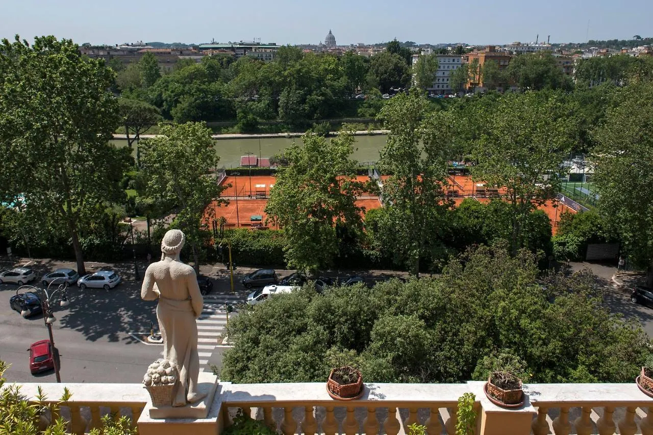 Elegant Top Floor - Unique View Of Rome'S Skyline Tibernestrome 0*, Rome Italy