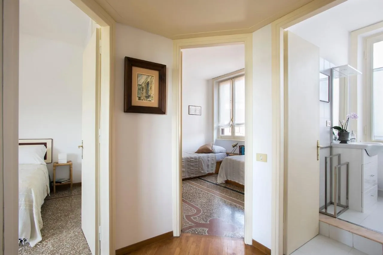 Apartment Elegant Top Floor - Unique View Of Rome'S Skyline Tibernestrome Italy